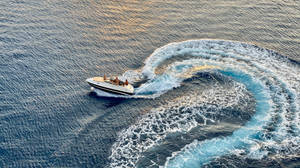 Aruba Sea Speed Boat Wallpaper