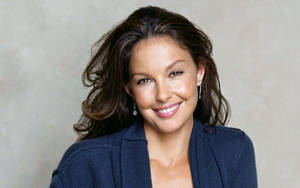 Ashley Judd Close Up Wallpaper