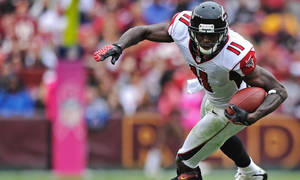 Atlanta Falcons Julio Jones White Uniform Wallpaper