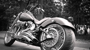 B&w Classic Harley-davidson Motorcycle Wallpaper