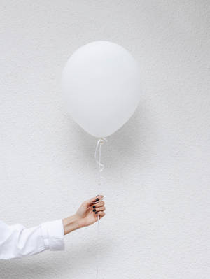 Balloon In White Aesthetic Wallpaper