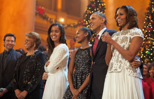Barack Obama Family On Christmas Wallpaper
