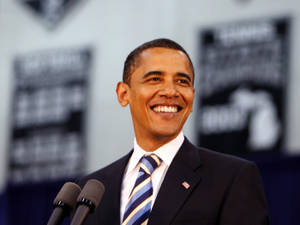 Barack Obama Smiling President Wallpaper