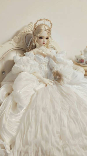 Barbie Doll White Princess Ball Gown Wallpaper