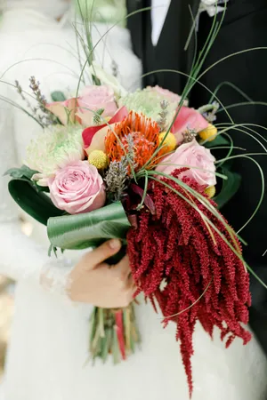Beautiful Iphone Quirky Bouquet Wallpaper