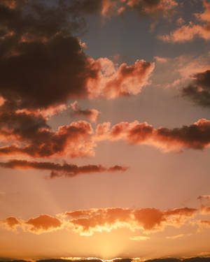 Beautiful Picturesque Sunset Sky Wallpaper