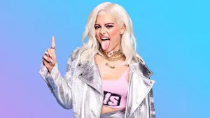 Bebe Rexha Glamorous In Concert Wallpaper