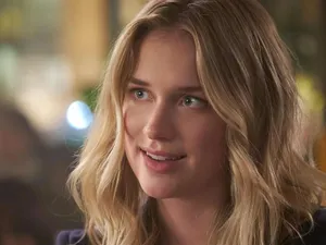 Beck From You Series Deep In Thought Wallpaper