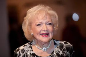 Betty White American Humor Event Wallpaper