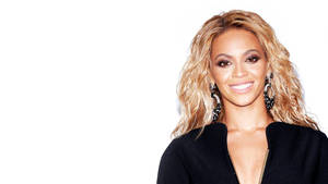 Beyonce With Happy Face Wallpaper