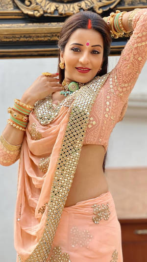 Bhojpuri Actress Wearing Peach Dress Wallpaper