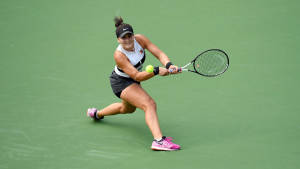 Bianca Andreescu On Green Court Wallpaper