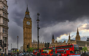 Big Ben And Storm Clouds Wallpaper