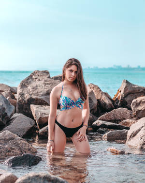 Bikini Girl With Sea Rocks Wallpaper