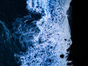 Black And Blue Ocean Waves Wallpaper