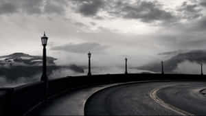 Black And White Pc Country Lamp Posts Wallpaper
