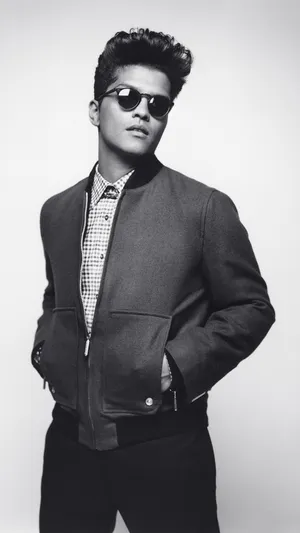 Black And White Portrait Bruno Mars Wallpaper