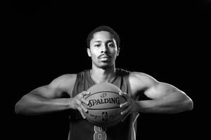 Black And White Spencer Dinwiddie Wallpaper