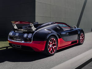 Black Bugatti Veyron Side Iphone Wallpaper
