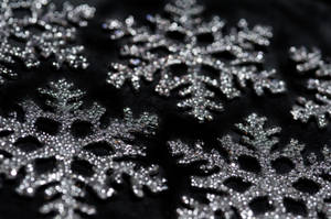 Black Christmas Snowflake Wallpaper