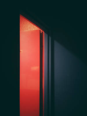 Black Red 4k Door Wallpaper