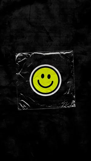 Black Smile Pill Wallpaper