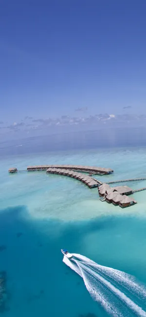 Blue Sea Maldives Iphone 13 Pro Wallpaper