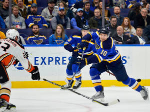 Blues Brayden Schenn Match Versus Anaheim Ducks 2020 Wallpaper