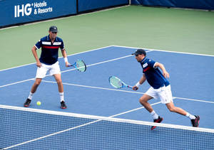 Bob Bryan Playing Tennis With Mike Wallpaper