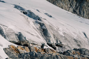 Bolivia Huayna Potosi Glacier Wallpaper