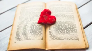 Book Word With Heart Wallpaper