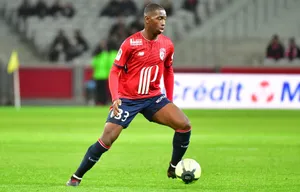 Boubakary Soumaré In Action Wallpaper