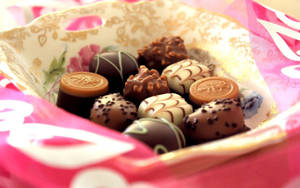 Box Of Chocolate Desserts Wallpaper