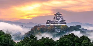 Breathtaking Himeji Castle Landscape Wallpaper