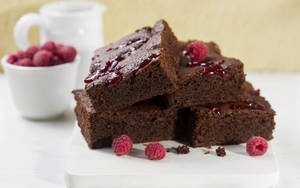 Brownies With Raspberry Wallpaper