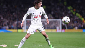 Bryan Gil Sporting White Jersey Wallpaper