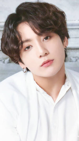 Bts Jung Kook Wearing White Suit Wallpaper