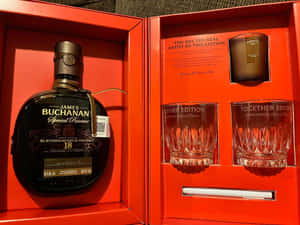 Buchanan's Special Reserve Gift Set Wallpaper