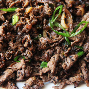 Bulgogi Black Dish Wallpaper