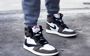 Cactus Jack Travis Scott Jordan 1 Black And White Wallpaper