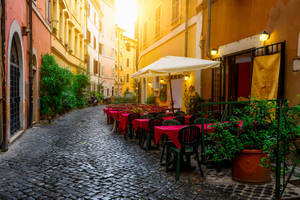 Cafe In Old Street Transtevere Rome Italy Wallpaper