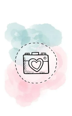 Camera With Heart Instagram Stories Wallpaper