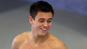 Candid Smile Tom Daley Wallpaper