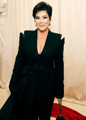 Caption: Kris Jenner At The Met Gala 2021 Wallpaper