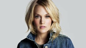 Carrie Underwood In Denim Wallpaper