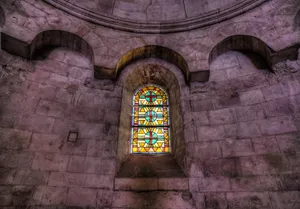 Cathedral Window Wallpaper