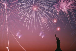 Celebrate 4th Of July And Enjoy The Fireworks Wallpaper