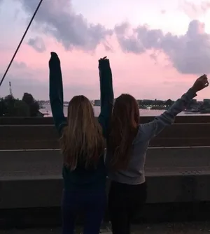 Celebrate Your Best Friendship Wallpaper