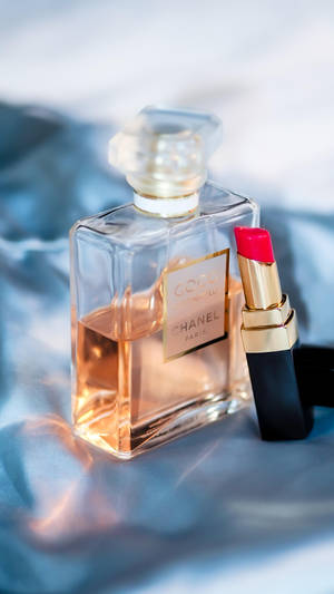 Chanel Aesthetic Perfume And Lipstick Wallpaper