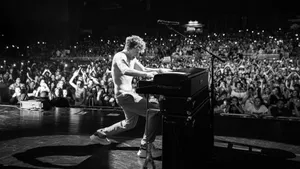 Charlie Puth All-out Performance Wallpaper